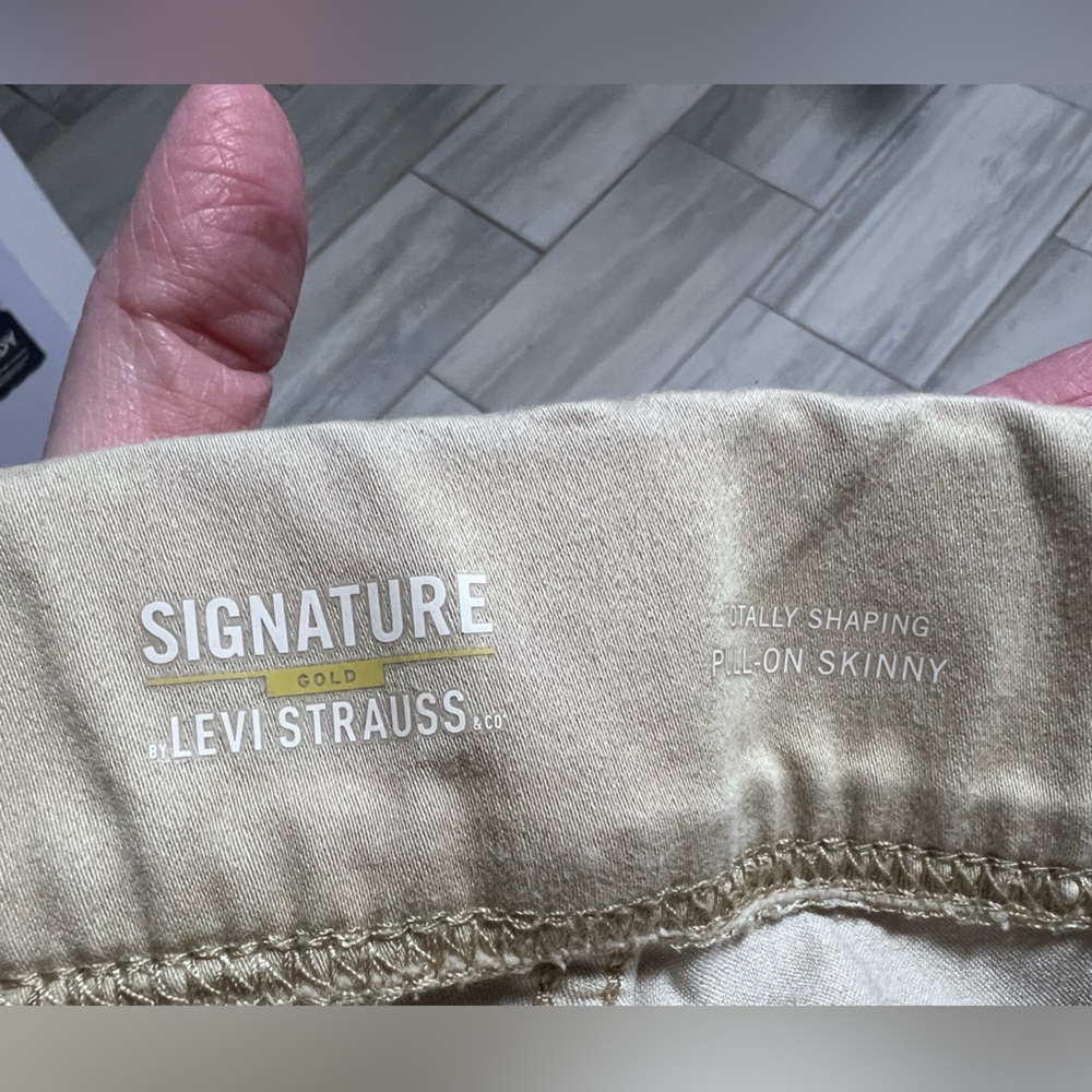 Signature by Levi Strauss Gold Skinny Pants